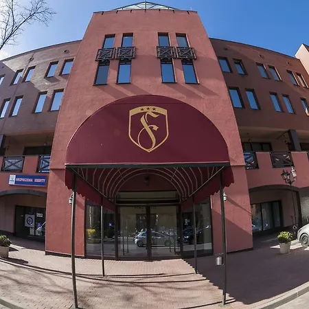 Fort Hotel-3